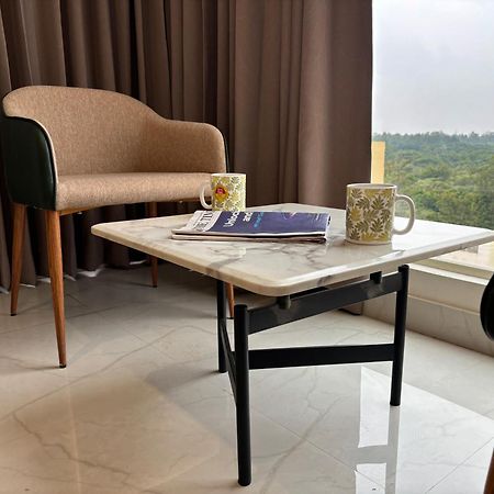 Hotel Sterling Plaza- Bangalore International Airport Dod Jāla Kültér fotó