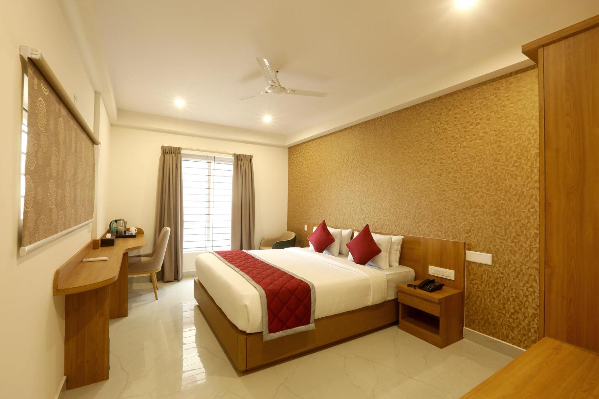 Hotel Sterling Plaza- Bangalore International Airport Dod Jāla Kültér fotó